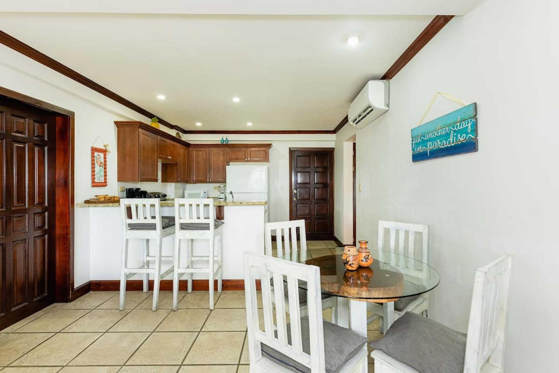 Newly Remodeled Unit In Flamingo With Sweeping Ocean Views From Big Terrace Villa Playa Flamingo Exterior foto