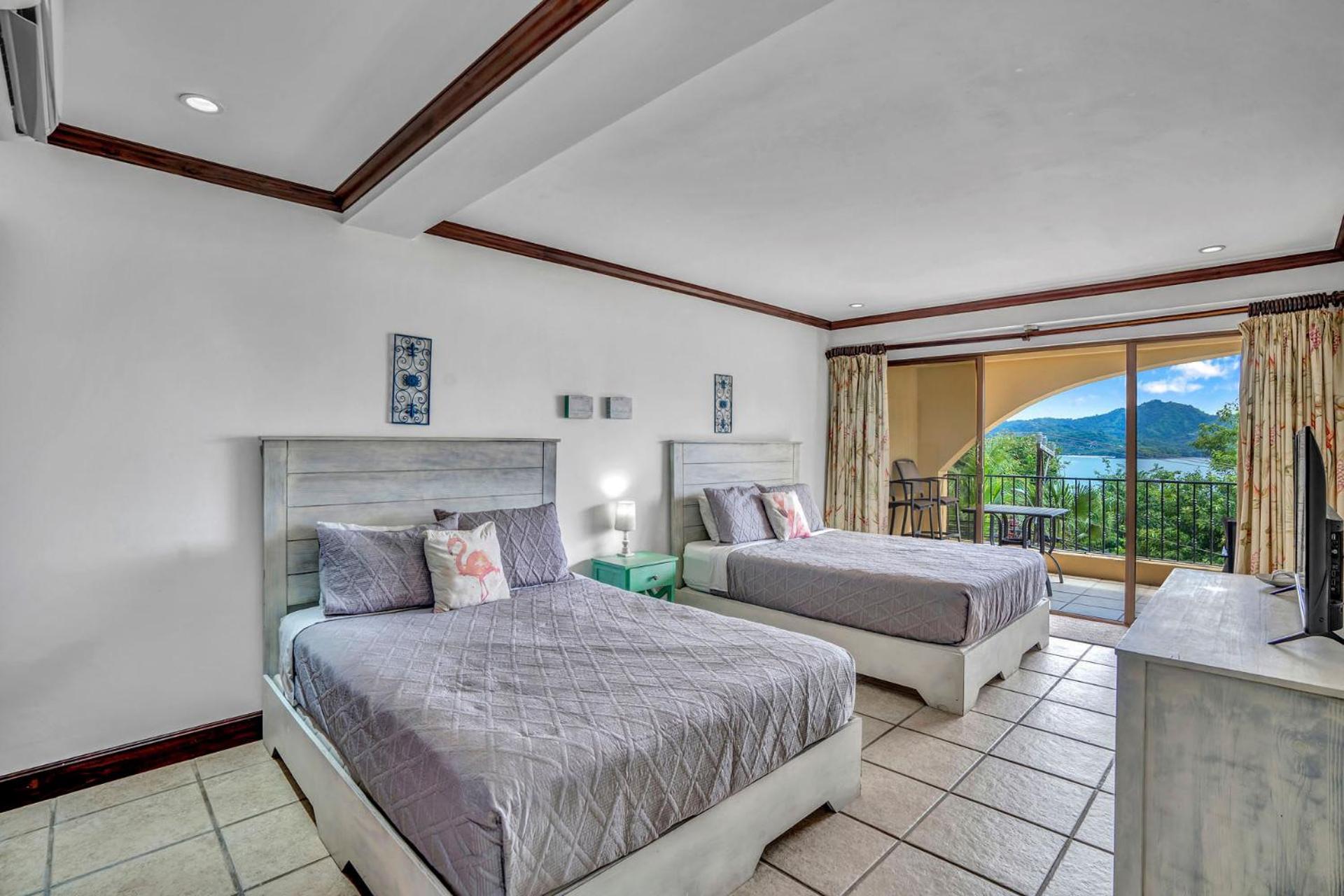 Newly Remodeled Unit In Flamingo With Sweeping Ocean Views From Big Terrace Villa Playa Flamingo Exterior foto